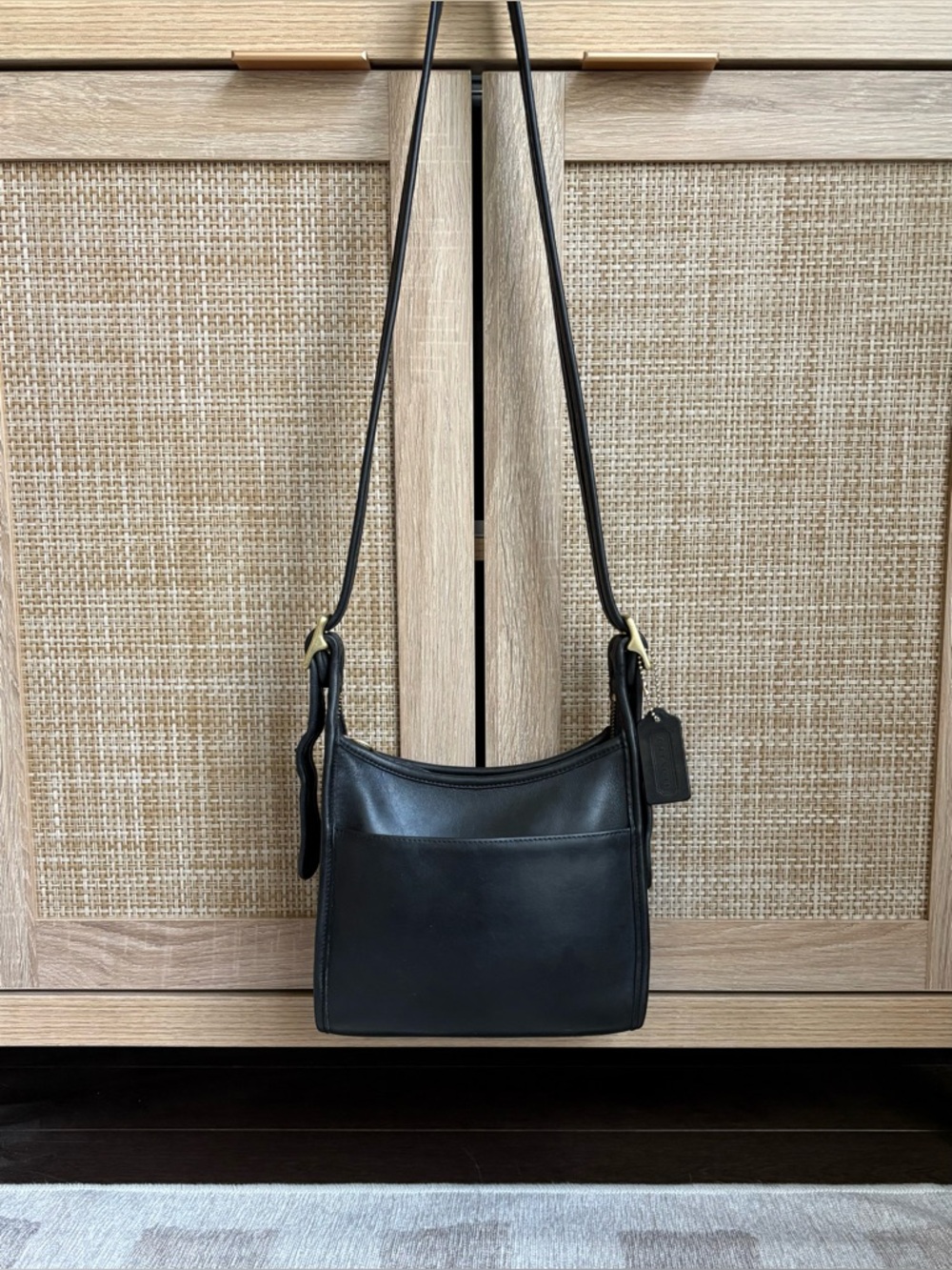 COACH Vintage Legacy Small Zip Black Leather Crossbody Shoulder Bag 9997 *READ*